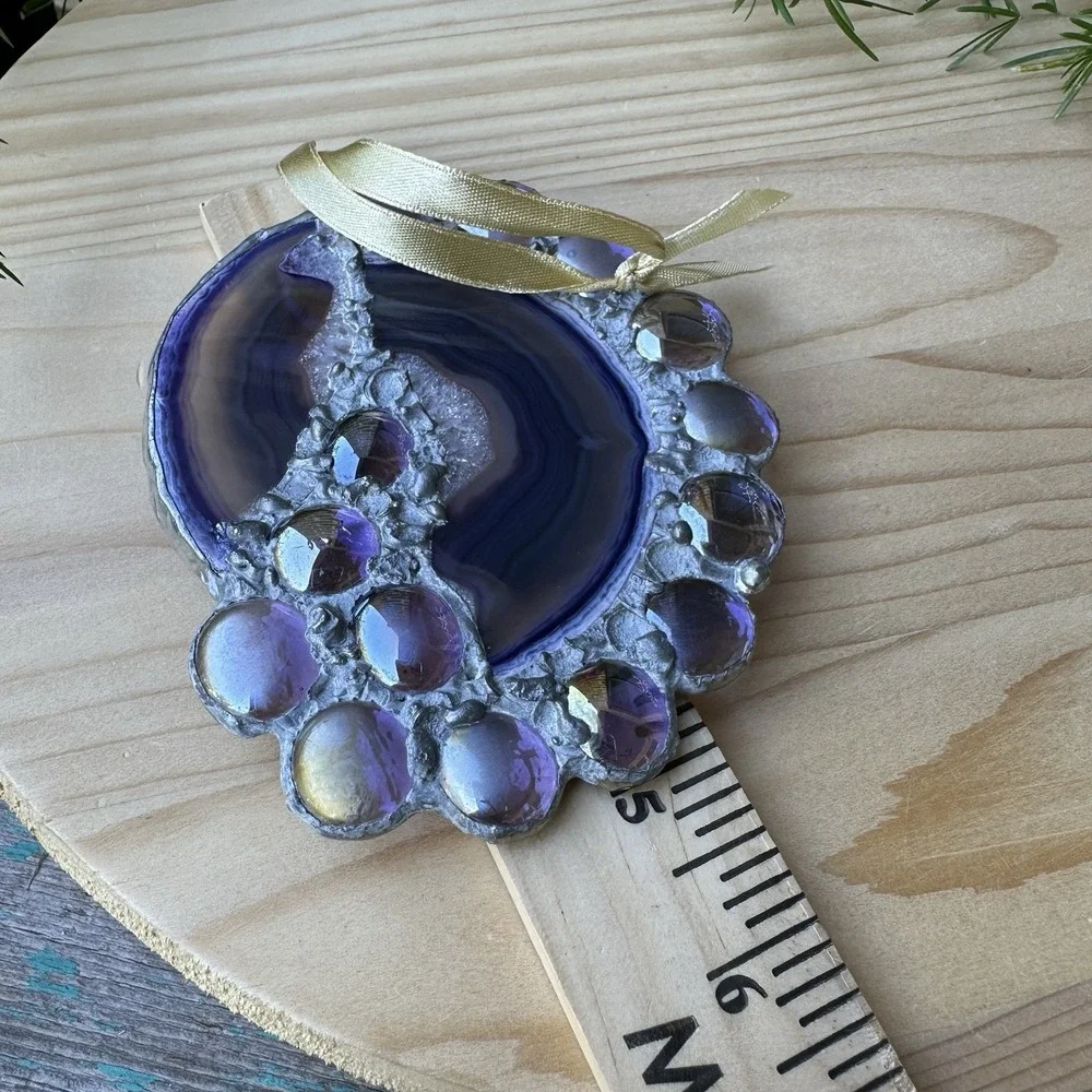 VTG Purple‎ Agate Slice Ornament 5x4 Inch Druzy Crystals Iridescent Glass Rare